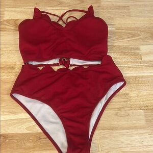 Scalloped high waisted bikini